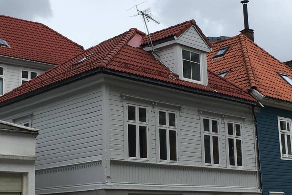 Nice Central Appartment Берген Екстериор снимка